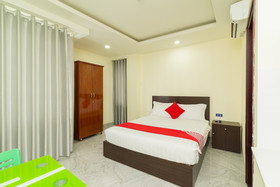 374 Hotel by OYO Rooms