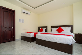 374 Hotel by OYO Rooms