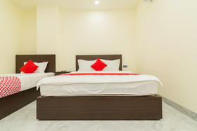 374 Hotel by OYO Rooms
