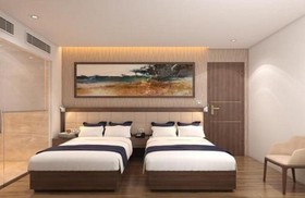 Aaron Hotel