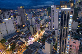Aaron Hotel