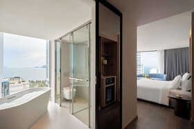 Adamas Boutique Hotel
