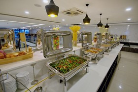 Aries Hotel