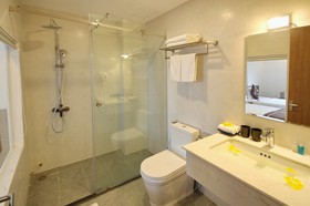 Aries Hotel