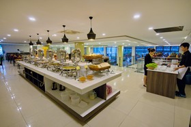 Aries Hotel