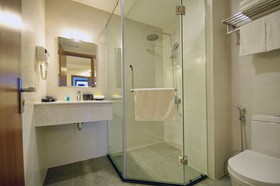 Aries Hotel