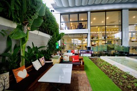 Aries Hotel