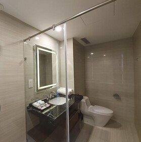 Aura Panorama