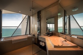Royal Beach Boton Blue Hotel & Spa