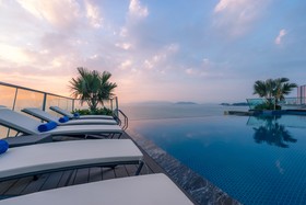 Royal Beach Boton Blue Hotel & Spa