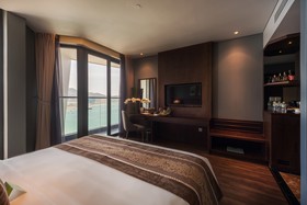 Royal Beach Boton Blue Hotel & Spa