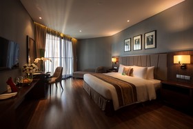 Royal Beach Boton Blue Hotel & Spa