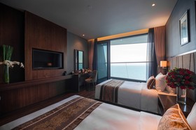 Royal Beach Boton Blue Hotel & Spa