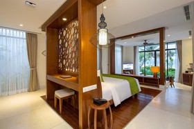 Cam Ranh Riviera Beach Resort & Spa