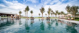 Cam Ranh Riviera Beach Resort & Spa