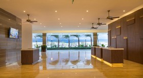 Cam Ranh Riviera Beach Resort & Spa