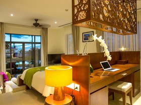 Cam Ranh Riviera Beach Resort & Spa