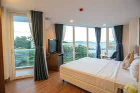 Cliff Hotel