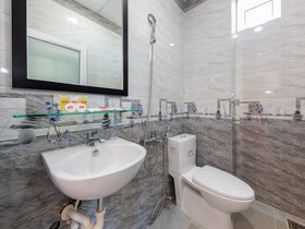 Cong Thanh Gold Apartment by OYO Rooms