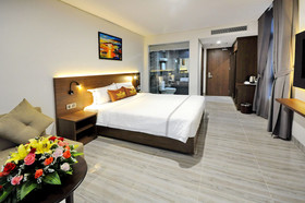 Crown Nguyen Hoang Hotel