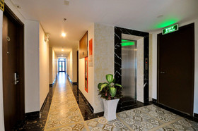 Crown Nguyen Hoang Hotel