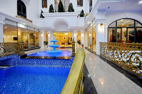 Crown Nguyen Hoang Hotel