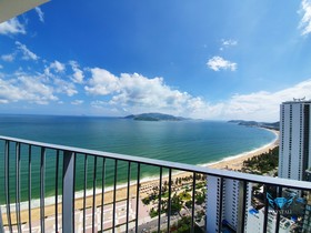 Crystali Panorama