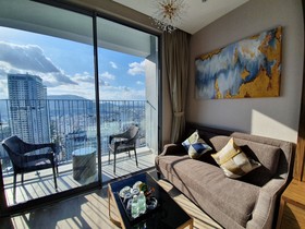 Crystali Panorama