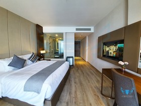 Crystali Panorama