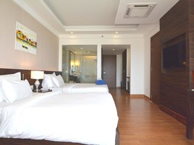 Ocean Waves Resort Cam Ranh