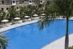 Diamond Bay Condotel Resort