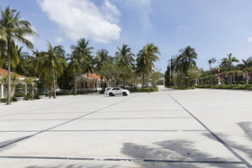 Diamond Bay Condotel Resort