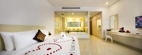 Diamond Bay Condotel Resort