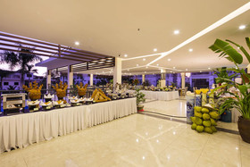 Diamond Bay Condotel Resort