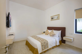 Diamond Bay Condotel Resort