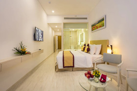 Diamond Bay Condotel Resort