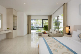 Diamond Bay Condotel Resort