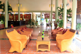 Diamond Bay Resort & Spa