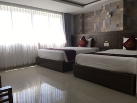 Dubai Nha Trang Hotel