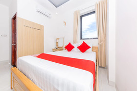 Duy Nhat Hotel by OYO Rooms