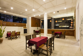 Edele Hotel