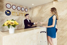 Elite Hotel