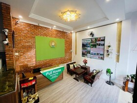 Full House Homestay