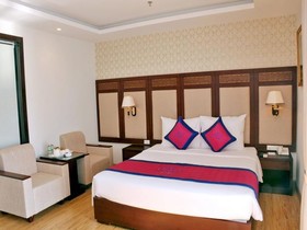 Galliot Hotel