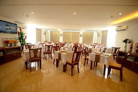 Golden Beach Hotel
