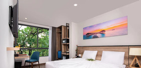 Golden Lotus Central Hotel