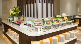 Green Beach Hotel