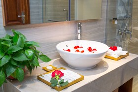 Green Beach Hotel