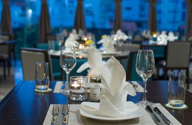 Green Beach Hotel
