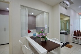 Handy Holiday Beach Apartment
